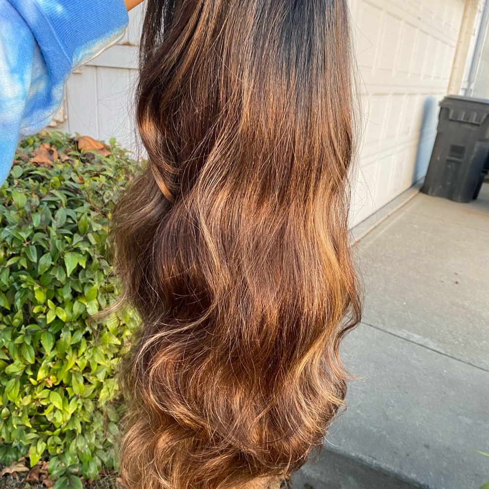 Front Lace Wig - Picture 10 of 15